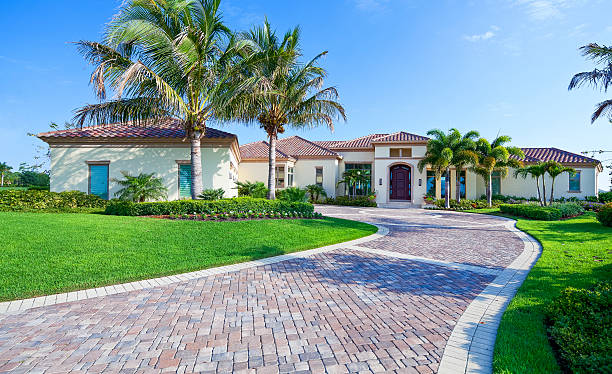 Best Natural Stone Driveway Pavers in Cambridge, MN